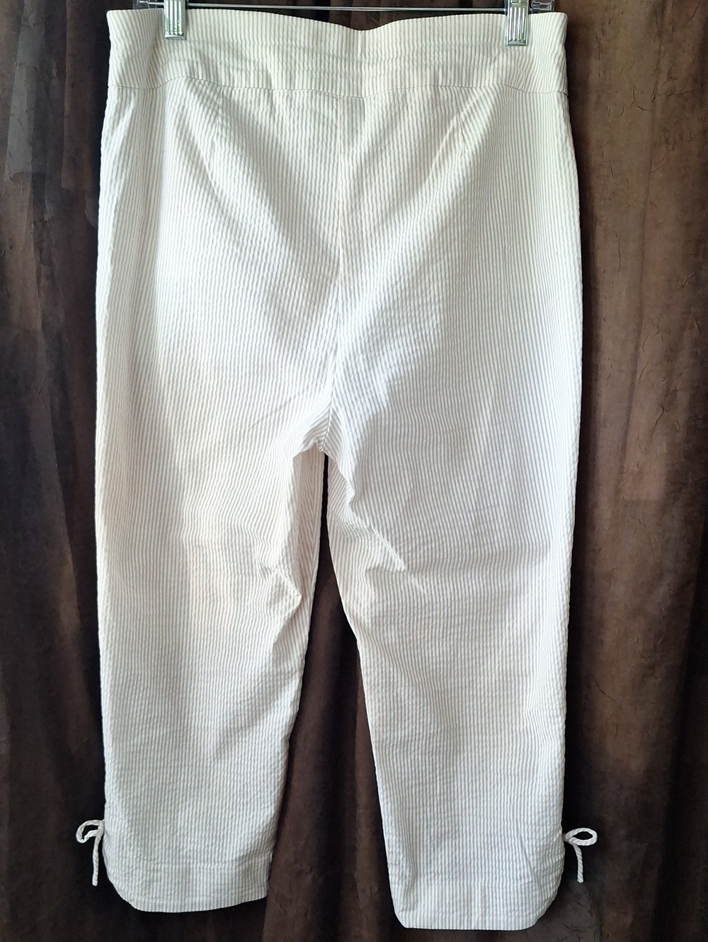 Chico's Perfect Stretch, Beige Pin-Stripe Sz 2 (US M/10) - Picture 4 of 8
